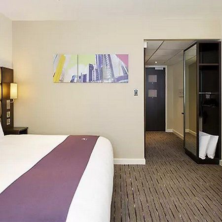 Premier Inn Manchester Cheadle Kültér fotó