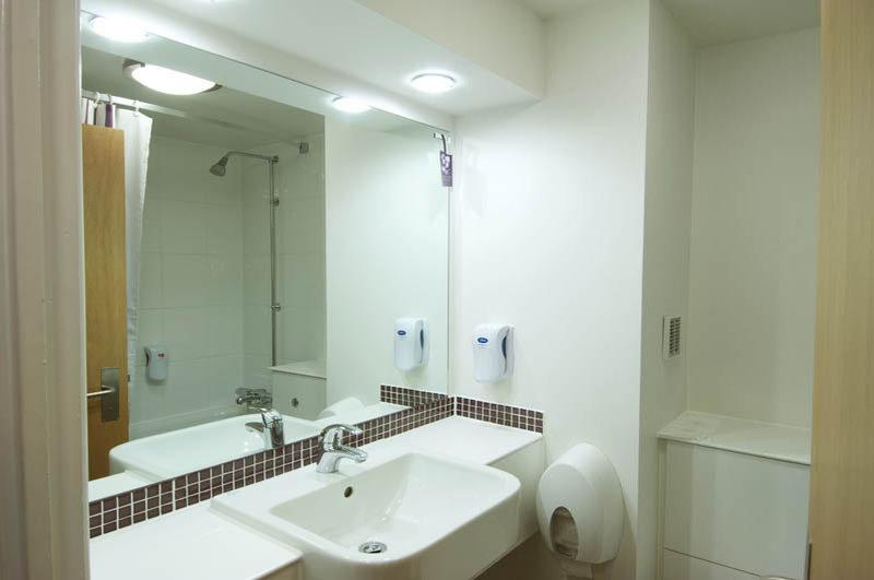 Premier Inn Manchester Cheadle Kültér fotó